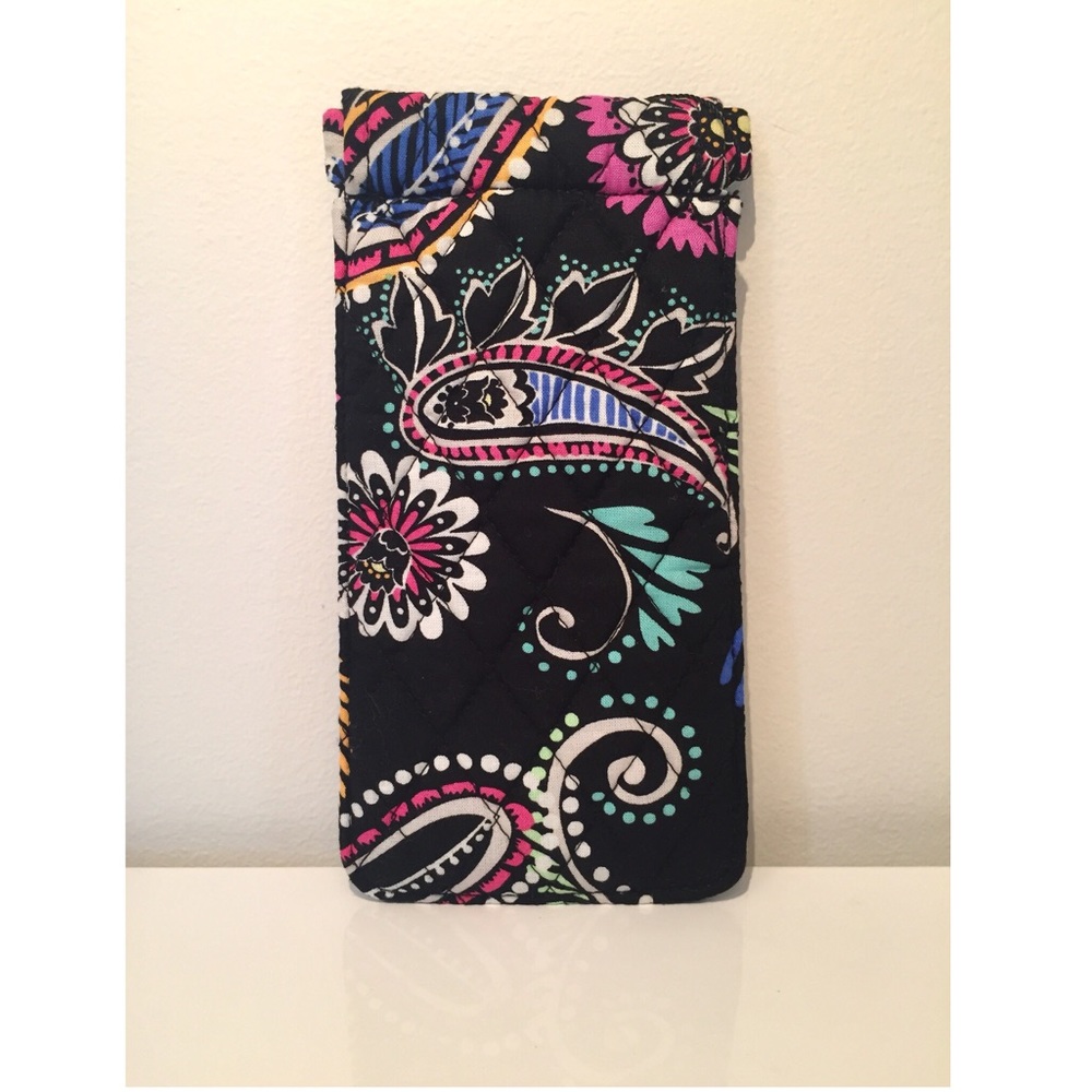 🚫SOLD VERA BRADLEY Bandana Swirl Sunglass Sleeve
